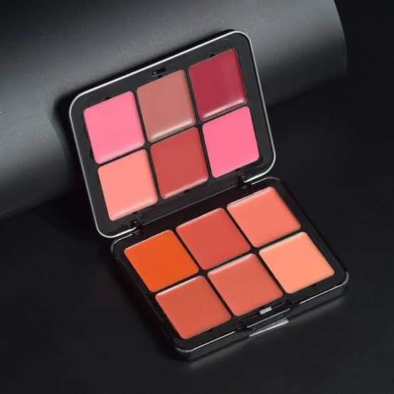 Carla Secret Creamy Blush